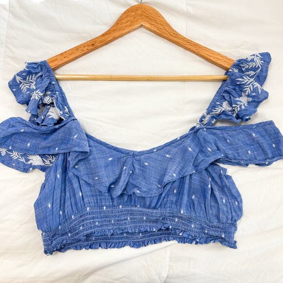 American Eagle Blue Embroidered Off Shoulder Crop Top Boho Peasant Style EUC M - Picture 2 of 4